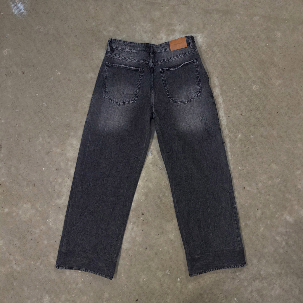 WASHED BLACK DENIM - REWORKED FIT