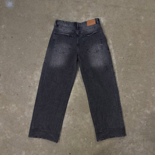 WASHED BLACK DENIM - REWORKED FIT