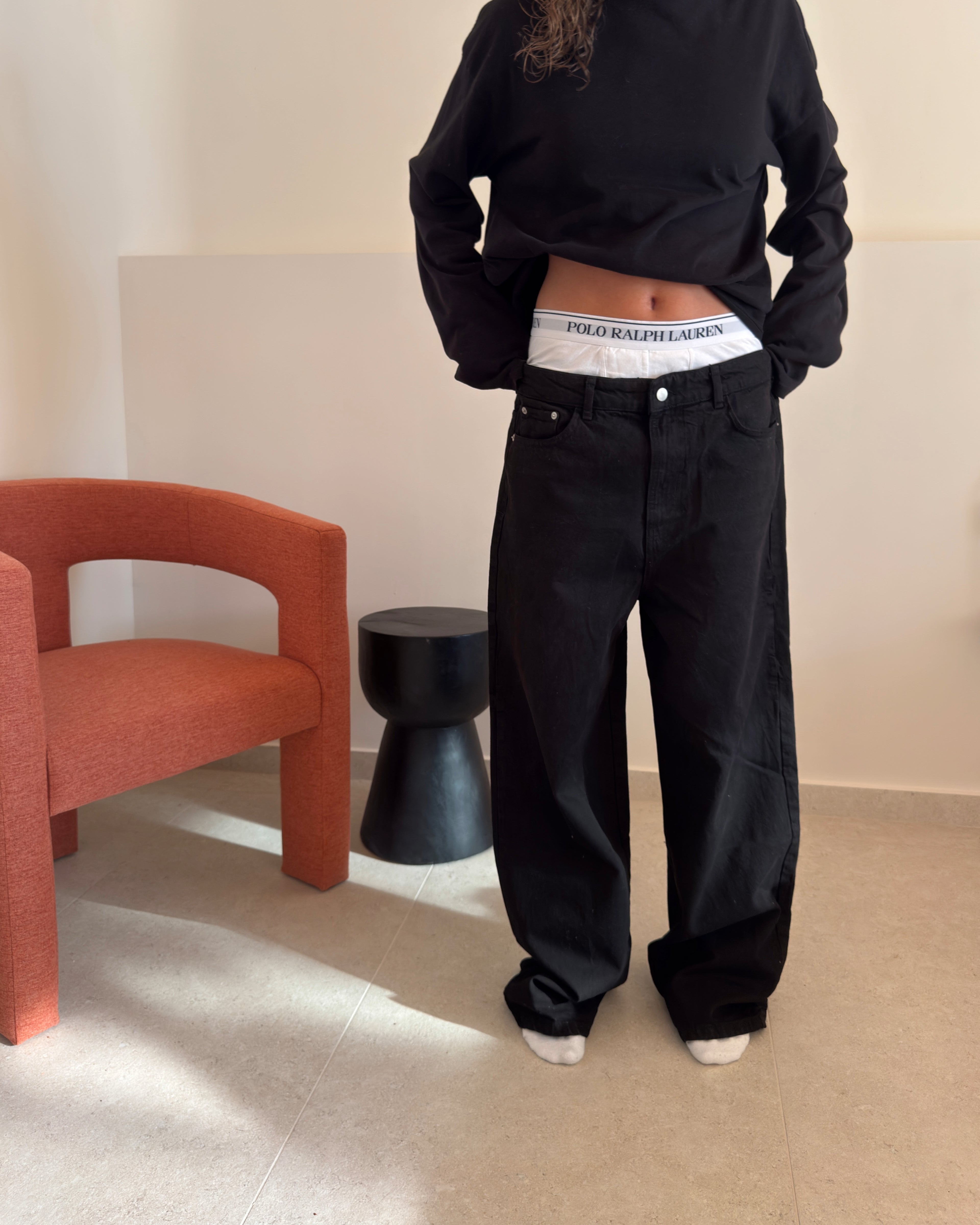 WASHED BLACK DENIM - STRAIGHT FIT